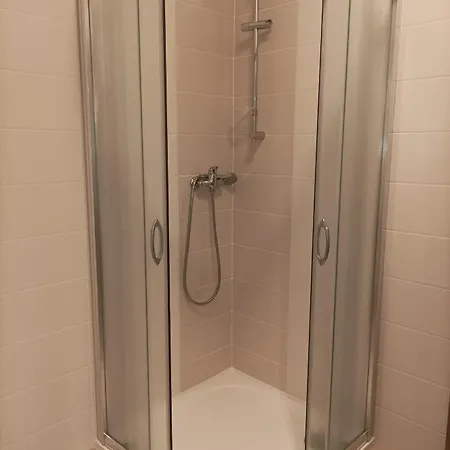 Rodinne Vinarstvi Guldanovi Divaky